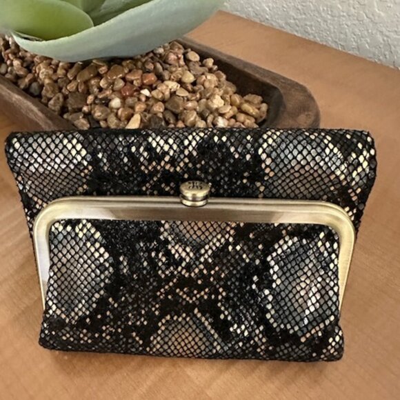 Hobo Wallet - Picture 1 of 4